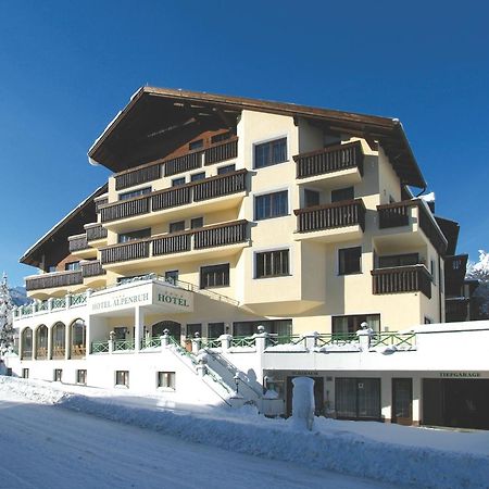 Hotel Garni Alpenruh-Micheluzzi Serfaus Exteriör bild