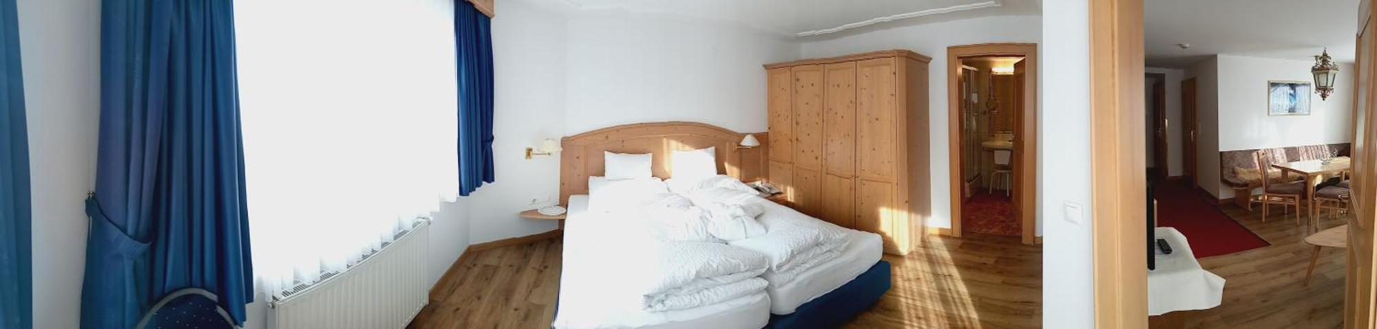 Hotel Garni Alpenruh-Micheluzzi Serfaus Exteriör bild